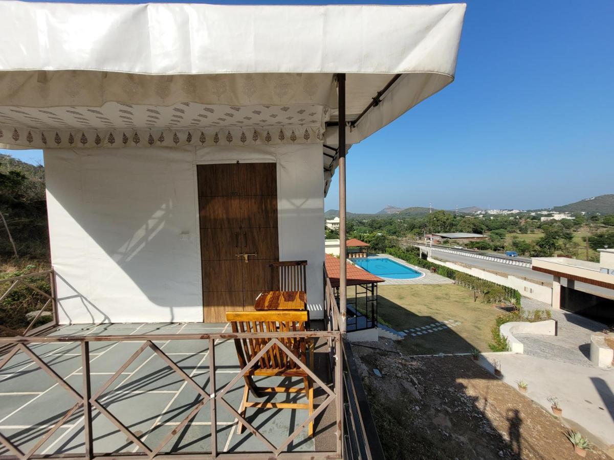 Aura Gold Resort Udaipur Exterior foto